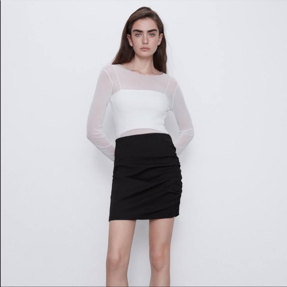 Zara Ruched Mini Skirt - Picture 3 of 3